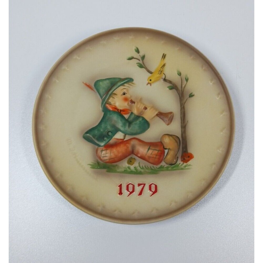 VTG Goebel - M.J. Hummel 1979 9th Annual Collectible Plate